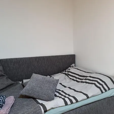 Kompakti Yksioe Numero 3 Pienkerrostalossa Pori Exterior foto