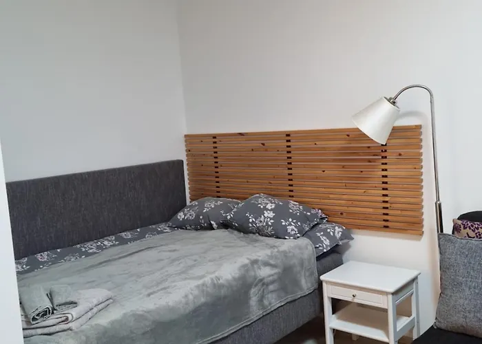 Kompakti Yksioe Numero 3 Pienkerrostalossa
