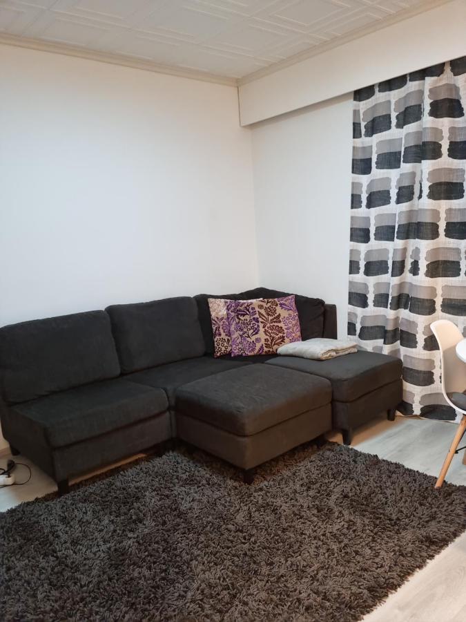 Kompakti Yksioe Numero 3 Pienkerrostalossa Apartment
